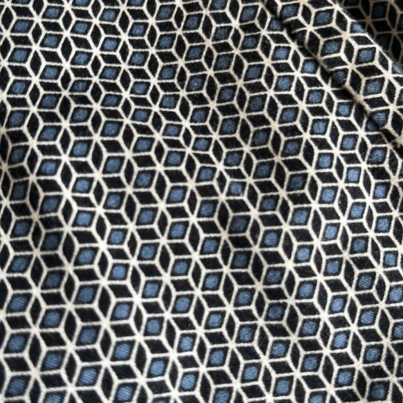 Fitted patterned slacks - Picture 3 of 3